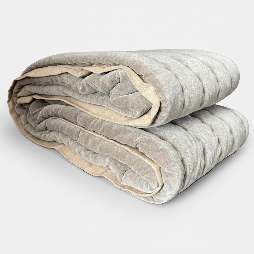 Maitri : Stonewashed Velvet quilt - Cloud