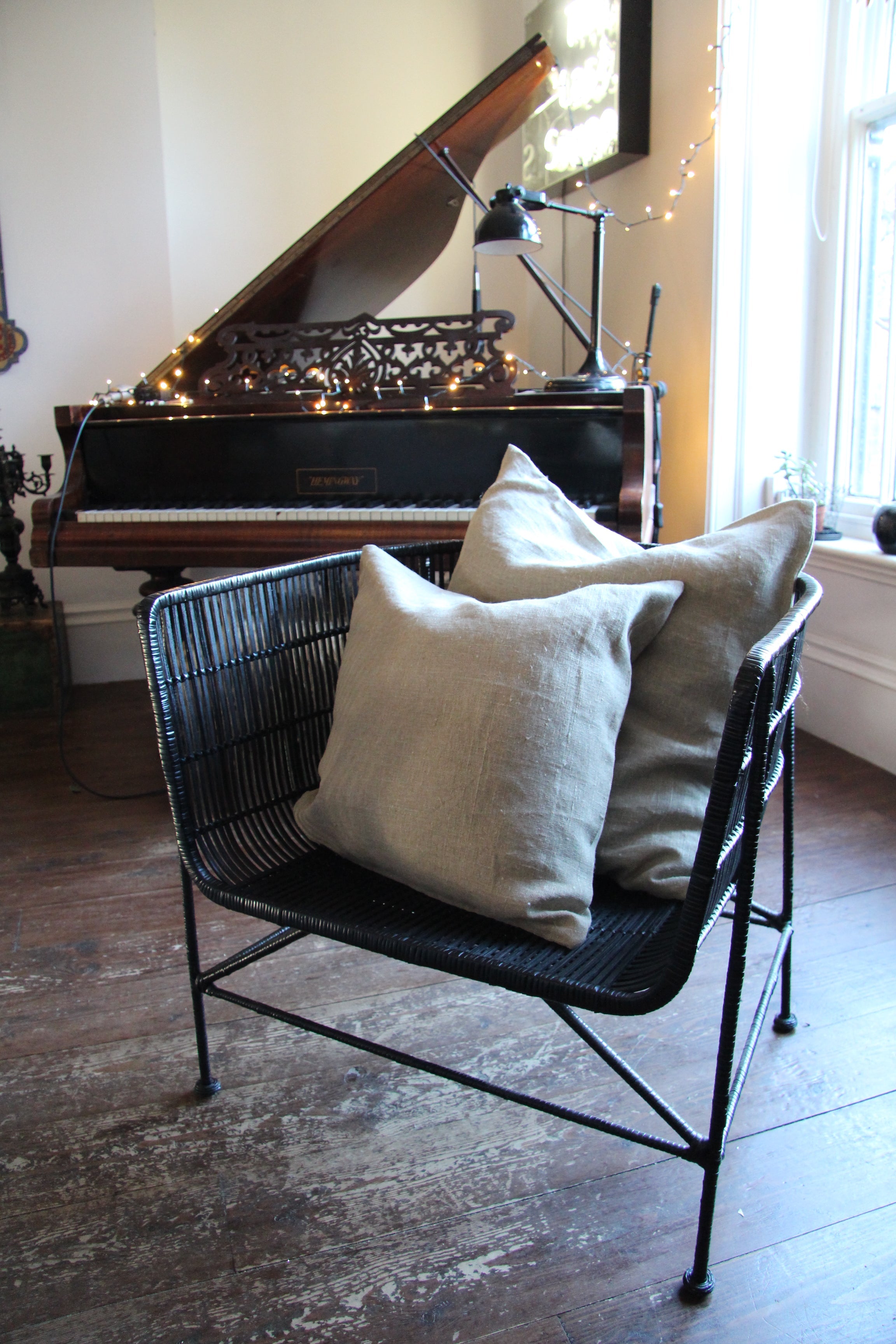 Lyla 100% natural Linen cushion cover 60x60