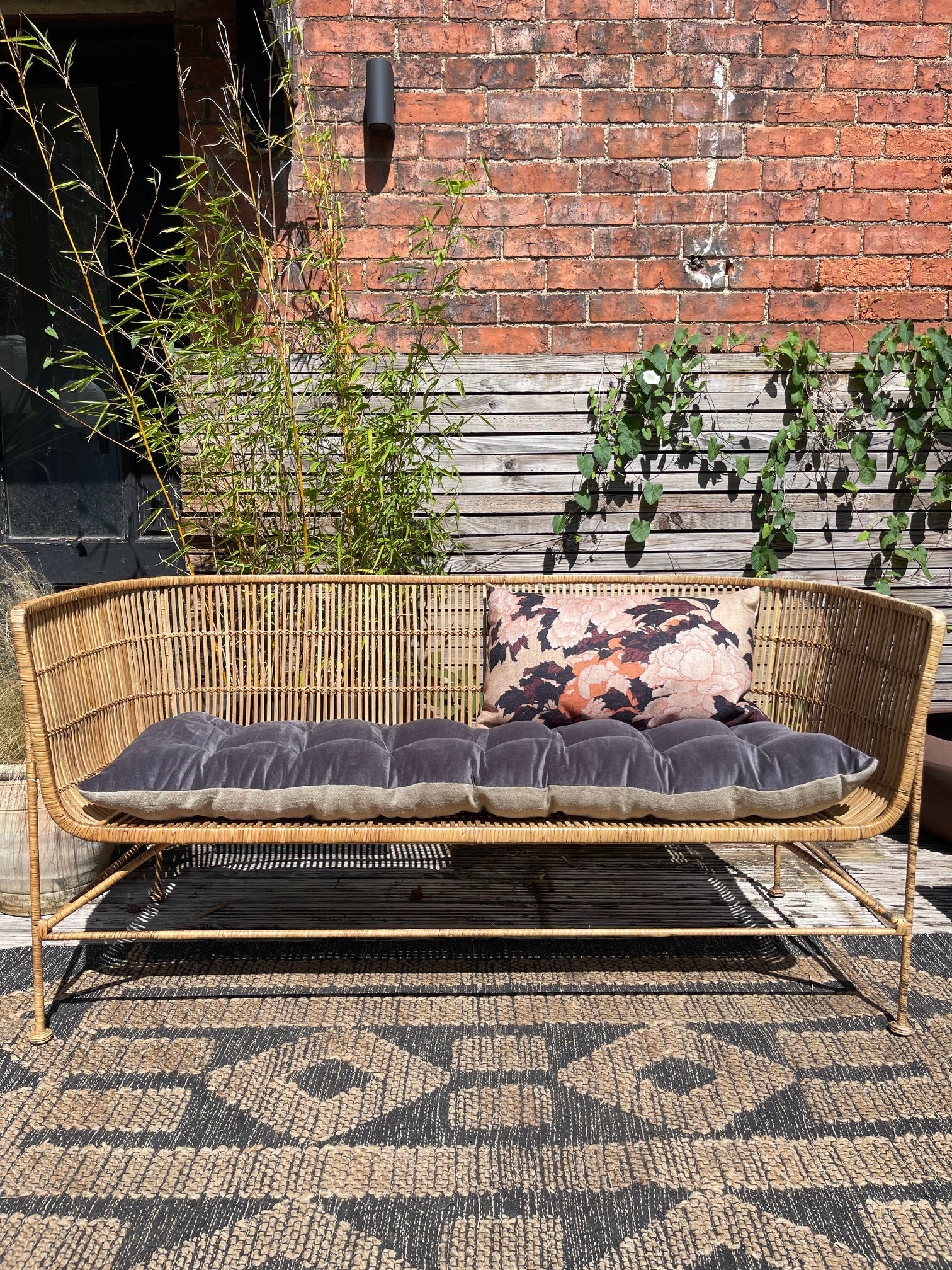 Lyla Linen / Velvet floor mattress 45 x 125 cm Charcoal/ Natural